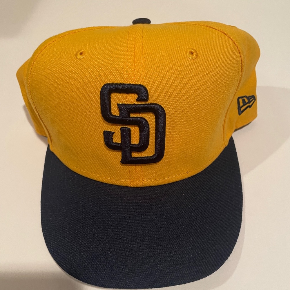 NWOT SD 9fifty Yellow and Black Cap